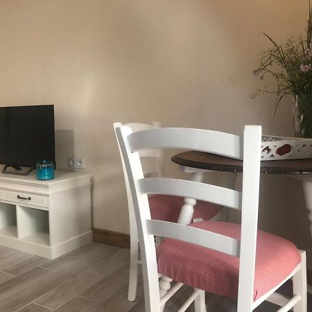 Camping Les Arbois Hotel Montjay  Eksteriør billede