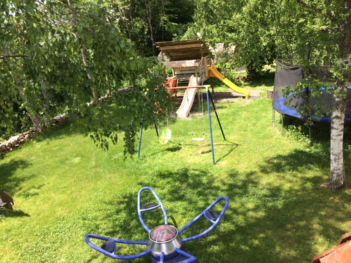 Camping Les Arbois Hotel Montjay  Eksteriør billede